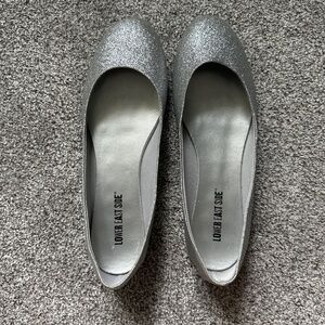 Lower East Side Sparkly Silver Flats Size 8.5